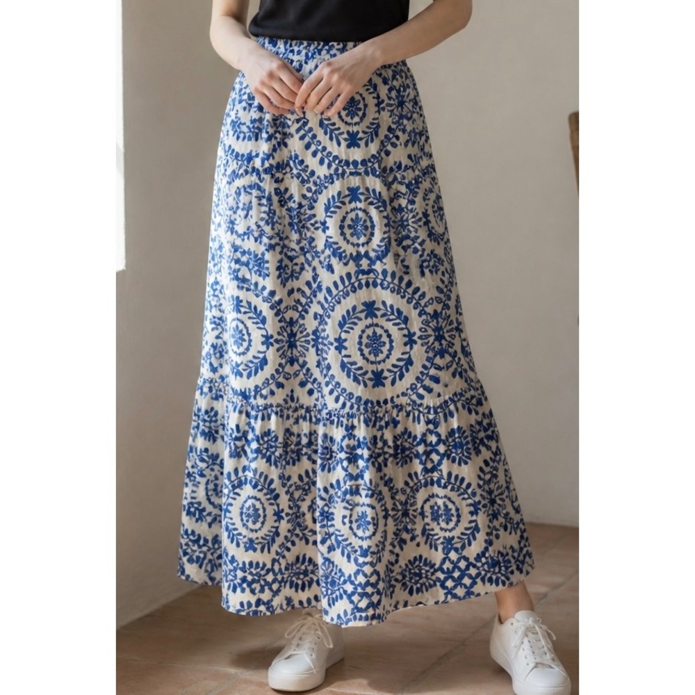 Blue White Medallion Print Tiered Maxi Skirt Boho 22" Elastic Waist Greece